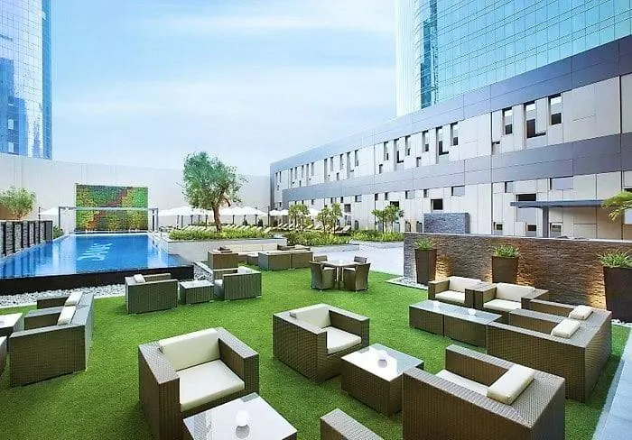 Damac 1Bhk Apt Business Bay Dubai With Pool & Canal Walk